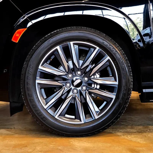 4,407 P.M • 0% Downpayment • Escalade Premium Luxury Platinum • 1 Year Warranty