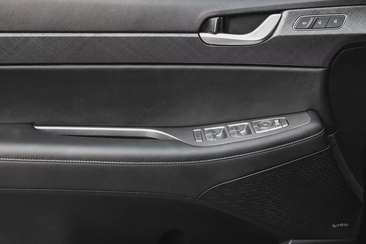 1,959 P.M | Premium Plus | KIA Service History | 0% Downpayment-13-13
