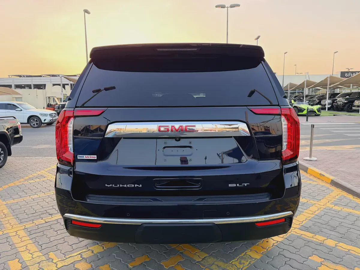 GMC Yukon SLT 2022 | V8 | Canadian Specs-3-3