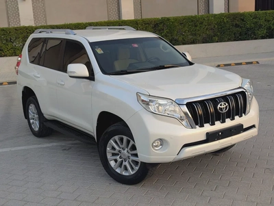 Toyota Prado GXR 2017 | GCC Specs | 62,381 KM | 2.7L V4 | Excellent Condition-0