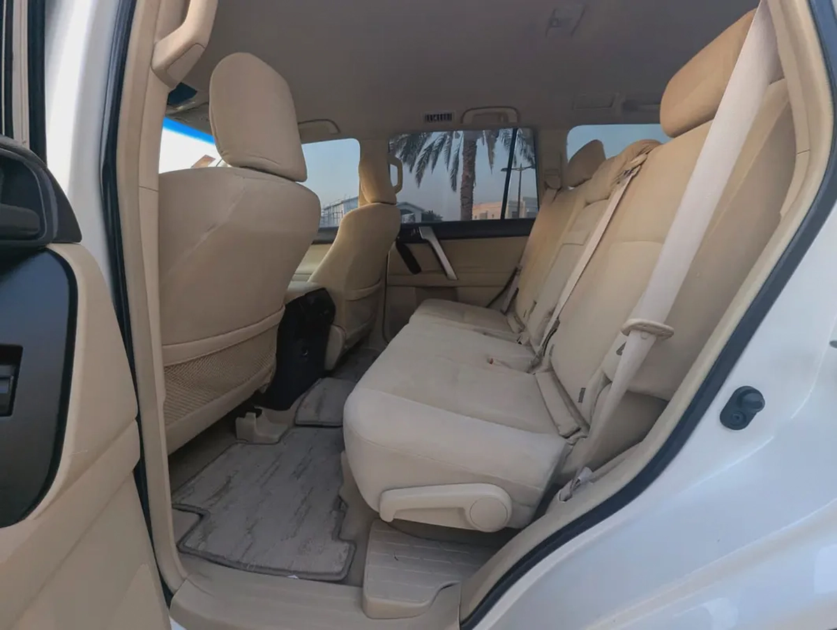 Toyota Prado GXR 2017 | GCC Specs | 62,381 KM | 2.7L V4 | Excellent Condition