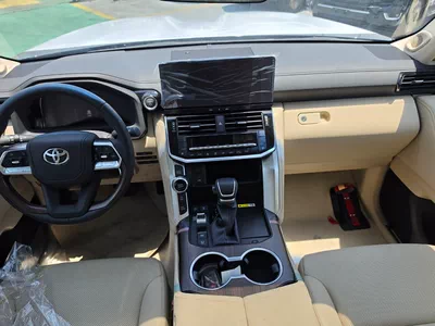 TOYOTA LAND CRUISER 3.5L TURBO HYBRID-7