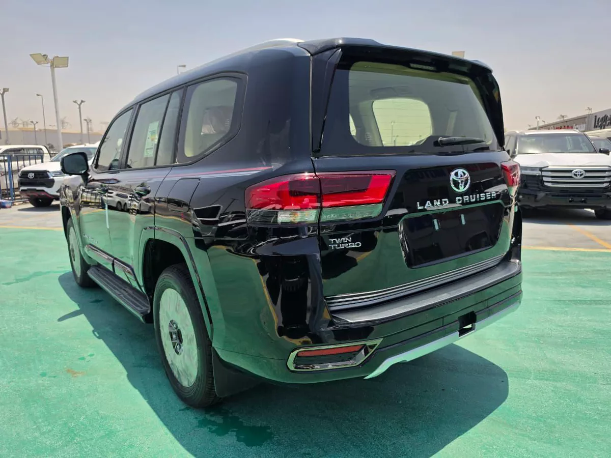 TOYOTA LAND CRUISER 3.5L TURBO HYBRID-3-3