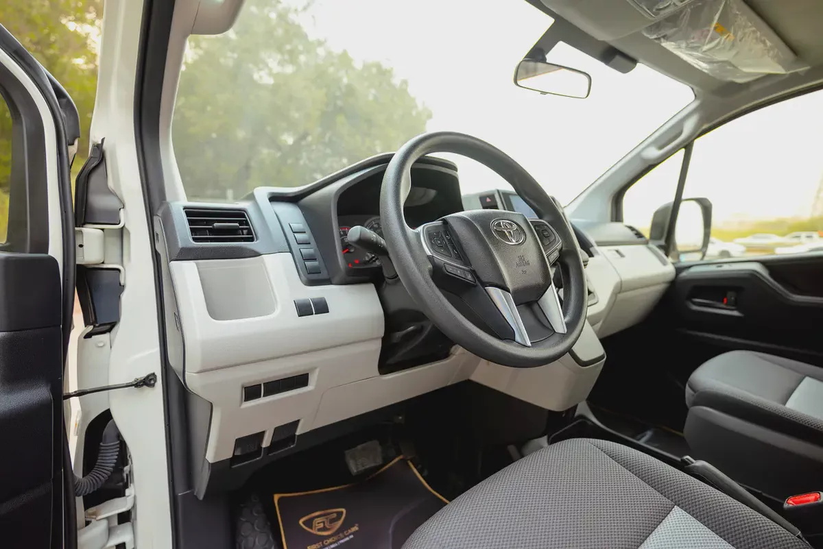 High Roof | Automatic | 13-Seater Passanger Van | GCC Specs | Ref#T38541-12-12