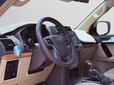 AED 3,020 P.M | 0% DOWN PAYMENT | TOYOTA PRADO VXR | 4.0L V6 4WD | AGENCY WARRANTY TILL 2028 | 2023-12