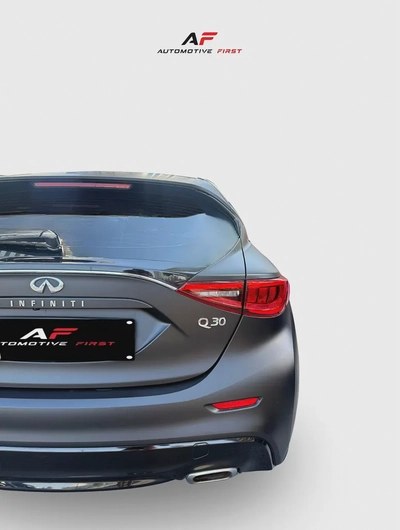 2017 Infiniti Q30 Premium | GCC Specs-11