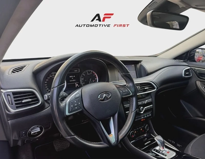 2017 Infiniti Q30 Premium | GCC Specs-4