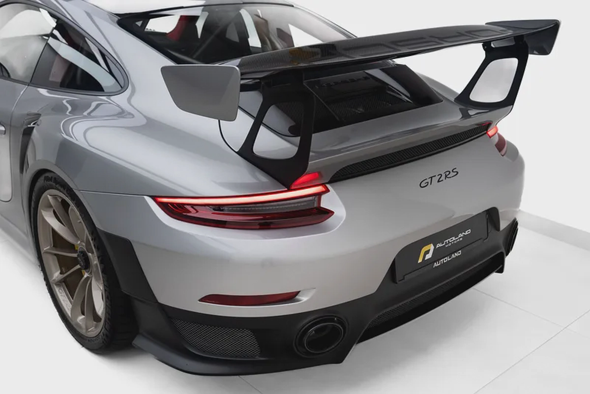 2018 PORSCHE 911 GT2 RS WEISSACH I GCC WITH DEALER WARRANTY-7-7
