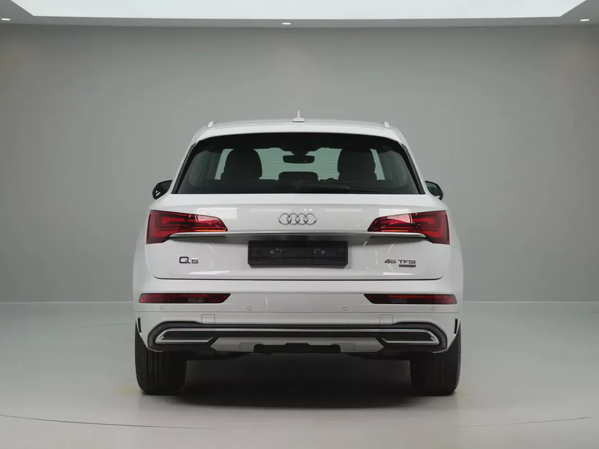2022 Audi Q5 45 TFSI | GCC Specs | Great condition-5-5