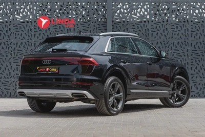 Audi Q8 2024-5