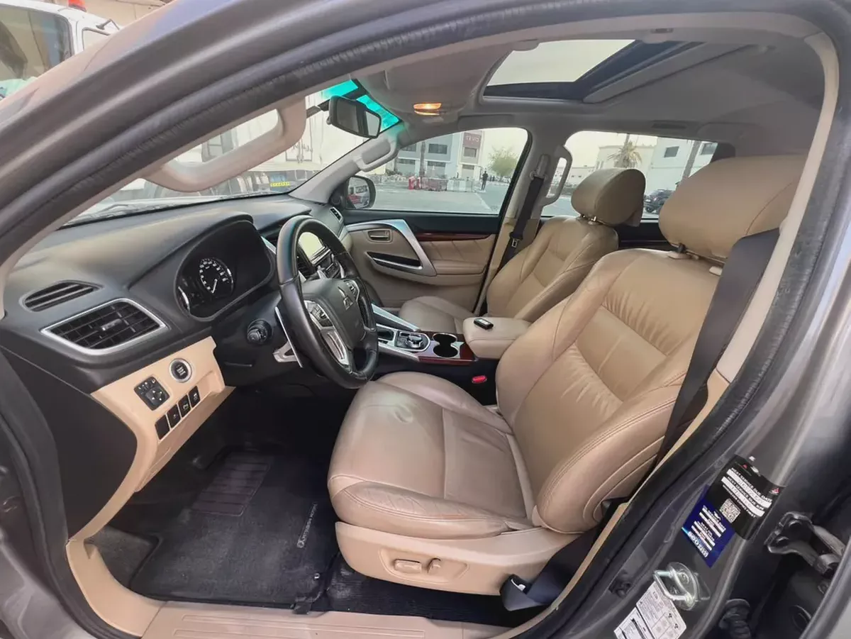 AED 995 EMI P.M| UNDER WARRANTY| MITSUBISHI | MONTERO|GLS PREMIUM|GCC|3.0 V6| 2017 |0% DOWNPAYMENT-10-10