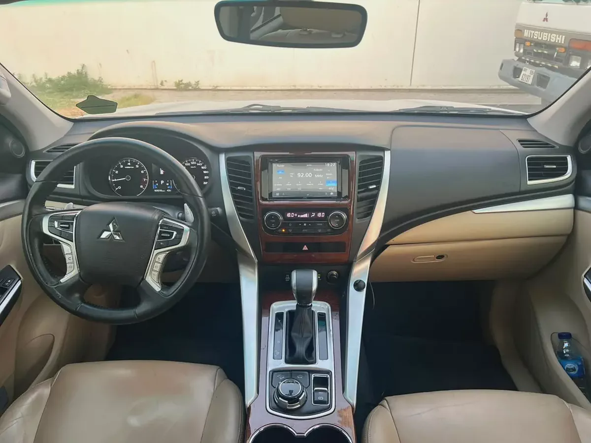AED 995 EMI P.M| UNDER WARRANTY| MITSUBISHI | MONTERO|GLS PREMIUM|GCC|3.0 V6| 2017 |0% DOWNPAYMENT-12-12