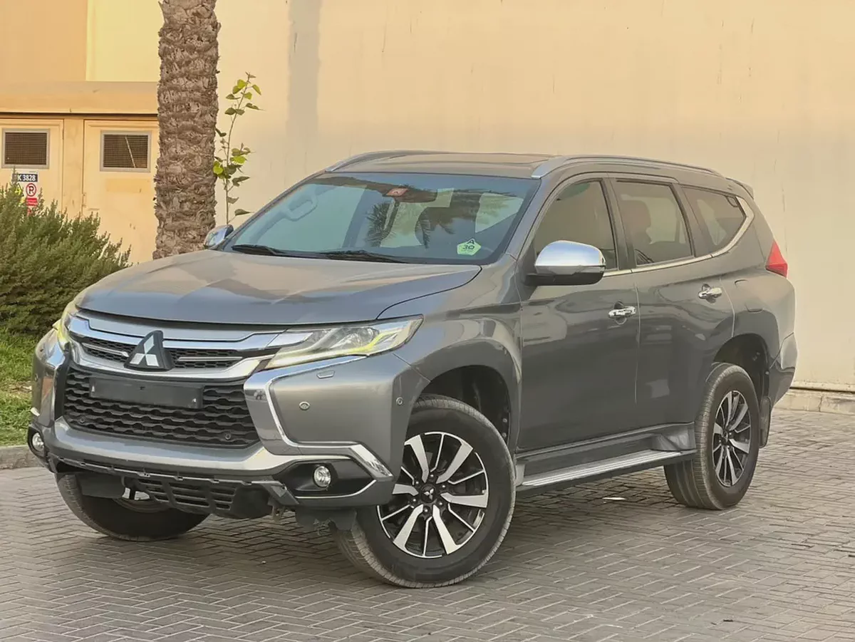AED 995 EMI P.M| UNDER WARRANTY| MITSUBISHI | MONTERO|GLS PREMIUM|GCC|3.0 V6| 2017 |0% DOWNPAYMENT