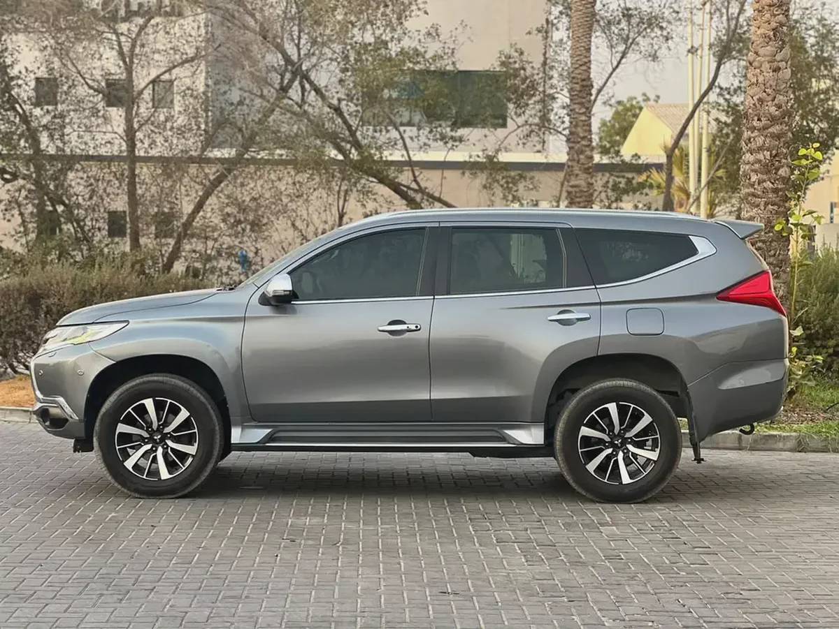 AED 995 EMI P.M| UNDER WARRANTY| MITSUBISHI | MONTERO|GLS PREMIUM|GCC|3.0 V6| 2017 |0% DOWNPAYMENT-6-6