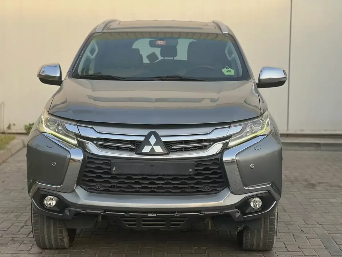 AED 995 EMI P.M| UNDER WARRANTY| MITSUBISHI | MONTERO|GLS PREMIUM|GCC|3.0 V6| 2017 |0% DOWNPAYMENT-7-7