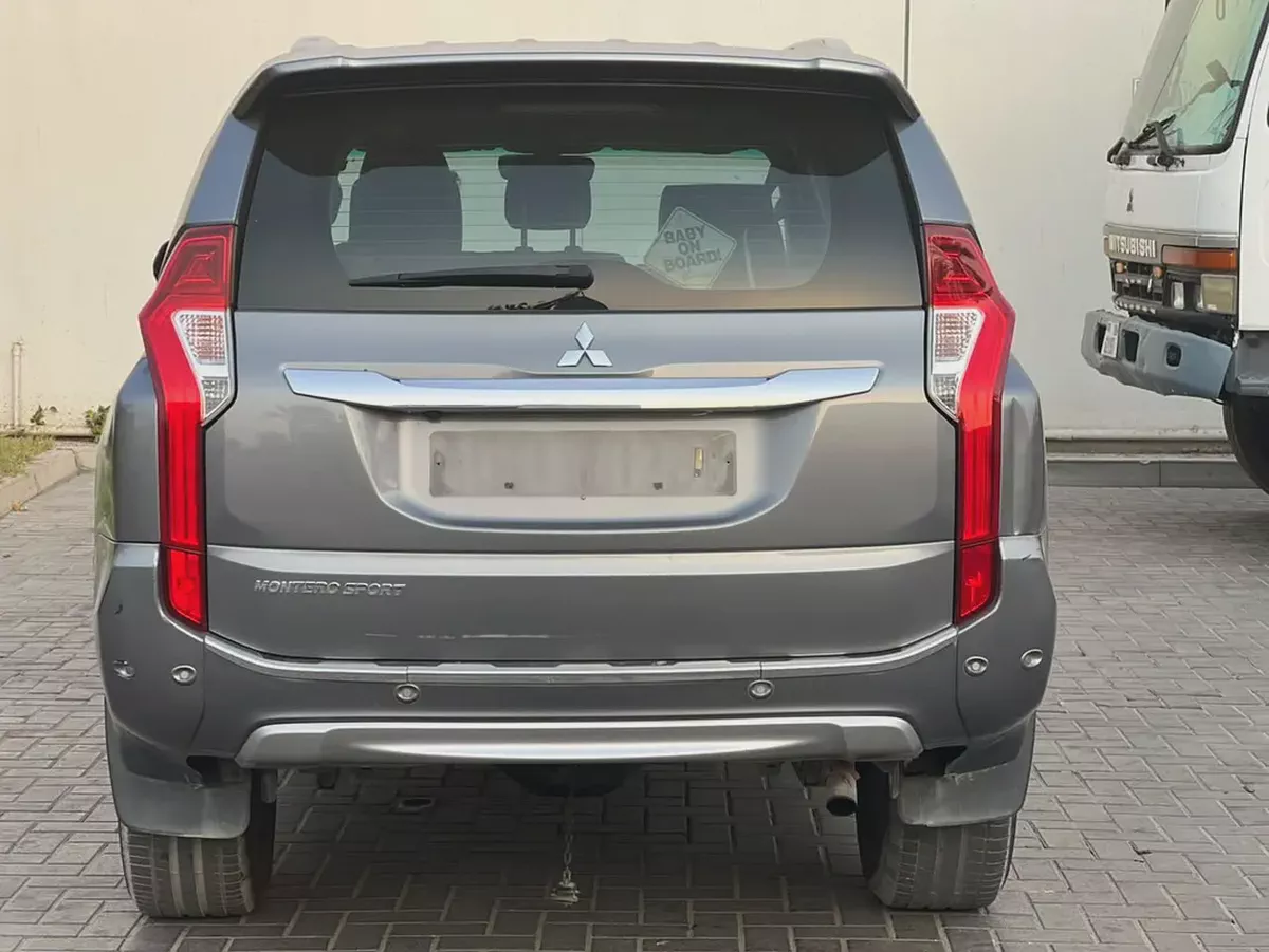 AED 995 EMI P.M| UNDER WARRANTY| MITSUBISHI | MONTERO|GLS PREMIUM|GCC|3.0 V6| 2017 |0% DOWNPAYMENT-8-8