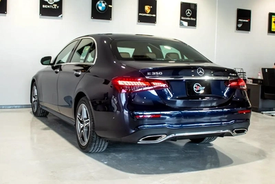 Mercedes-Benz E350 4matic 2023 | LOW MILEAGE | Perfect Condition-6