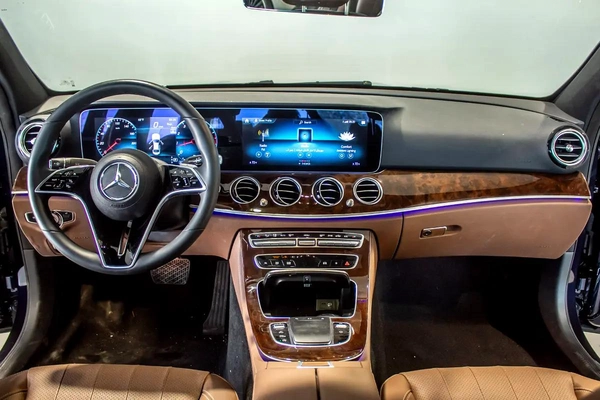 Mercedes-Benz E350 4matic 2023 | LOW MILEAGE | Perfect Condition