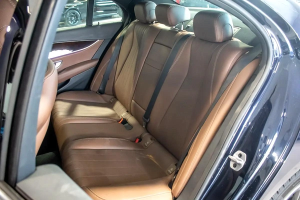 Mercedes-Benz E350 4matic 2023 | LOW MILEAGE | Perfect Condition