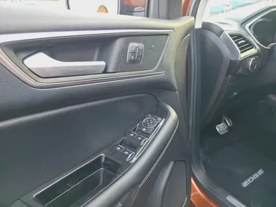 Ford Edge Sport 2017 GCC Specs Single Owner 100% Original Paint Service History From Company-18