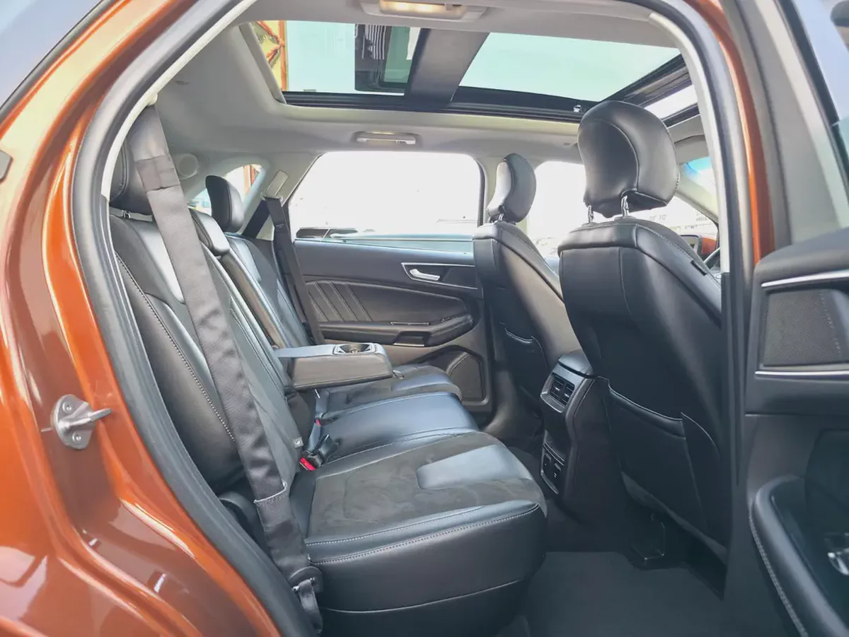 Ford Edge Sport 2017 GCC Specs Single Owner 100% Original Paint Service History From Company-9-9