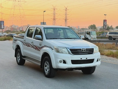 Toyota Hilux Double Cab GLX 2014 | GCC Specs | Well Maintained-2