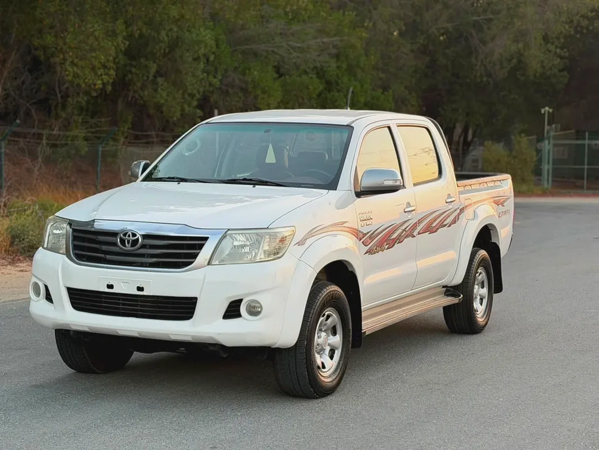Toyota Hilux Double Cab GLX 2014 | GCC Specs | Well Maintained