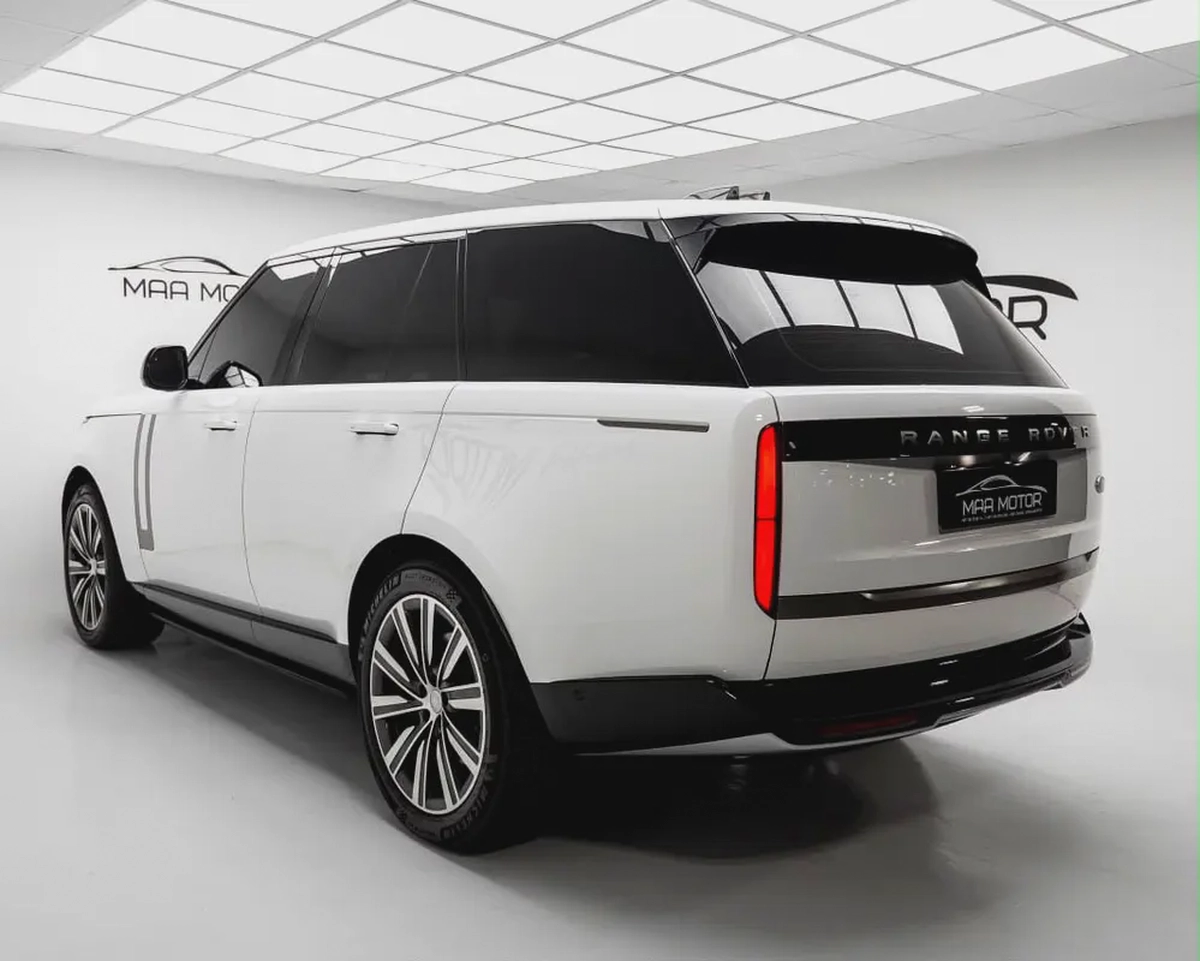 Land Rover Range Rover HSE 2022 | GCC Specs | Pristine Condition-5-5