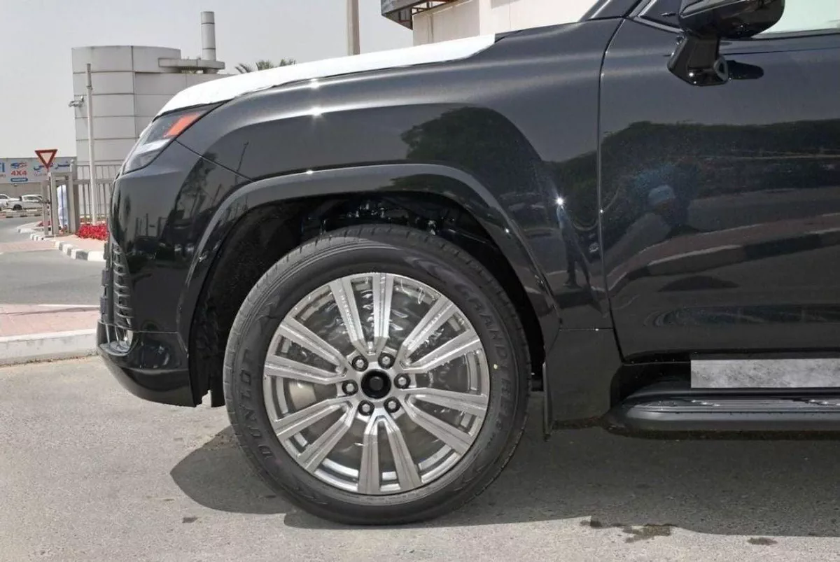 Lexus LX600 VIP LX 600 VIP-10-0