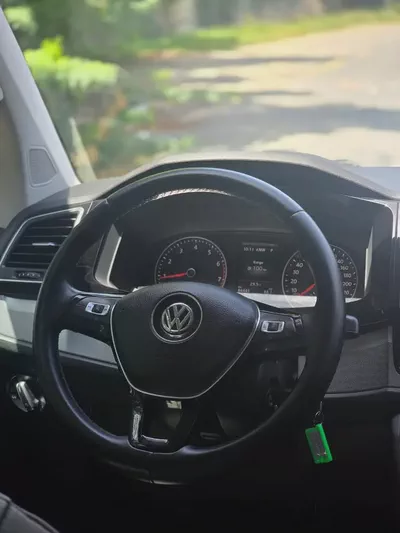 Volkswagen Multivan Highline 2019 GCC Specs | Low mileage | Accident free | Perfect condition-9