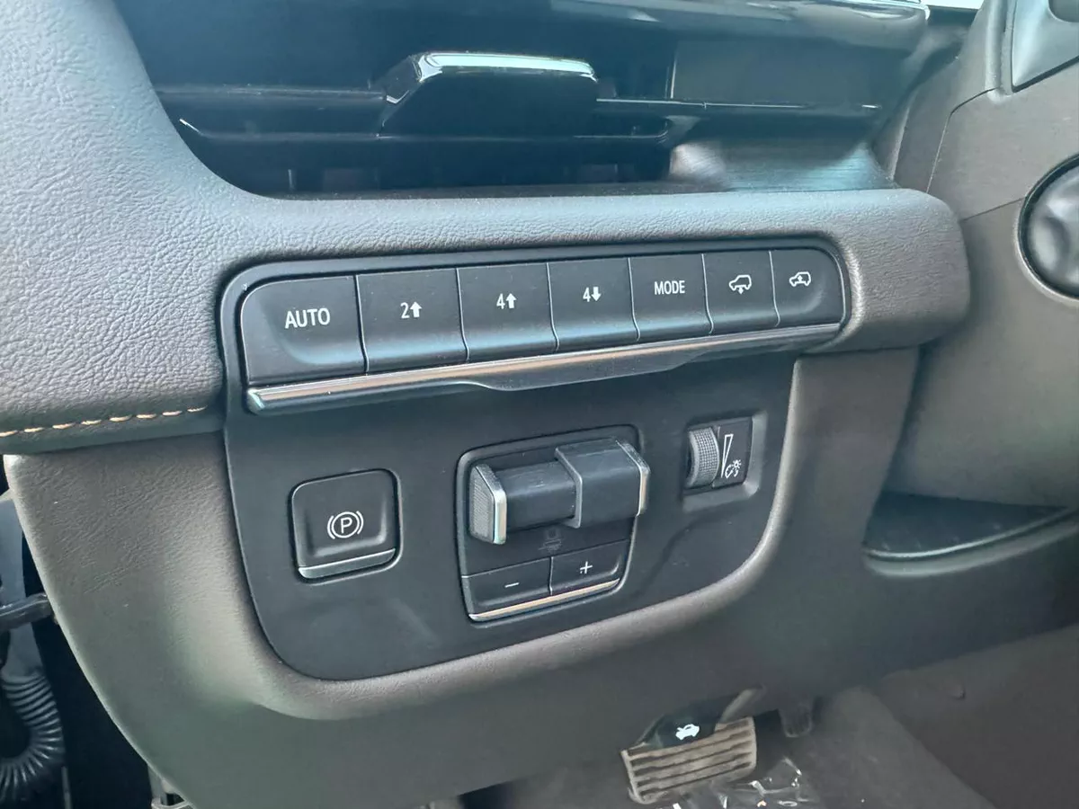 New 2023 Cadillac Escalade Black-12-12