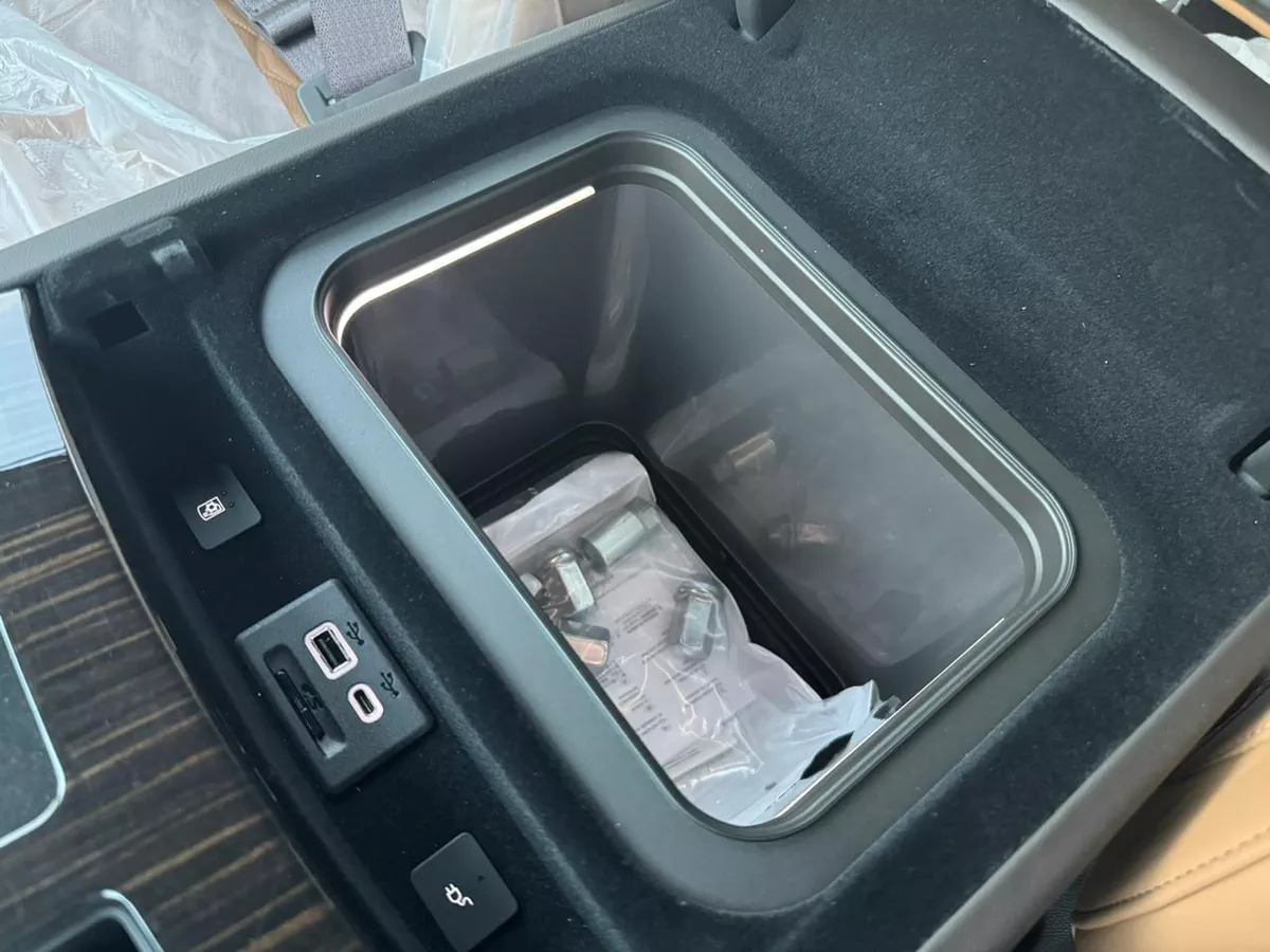 New 2023 Cadillac Escalade Black-14-14