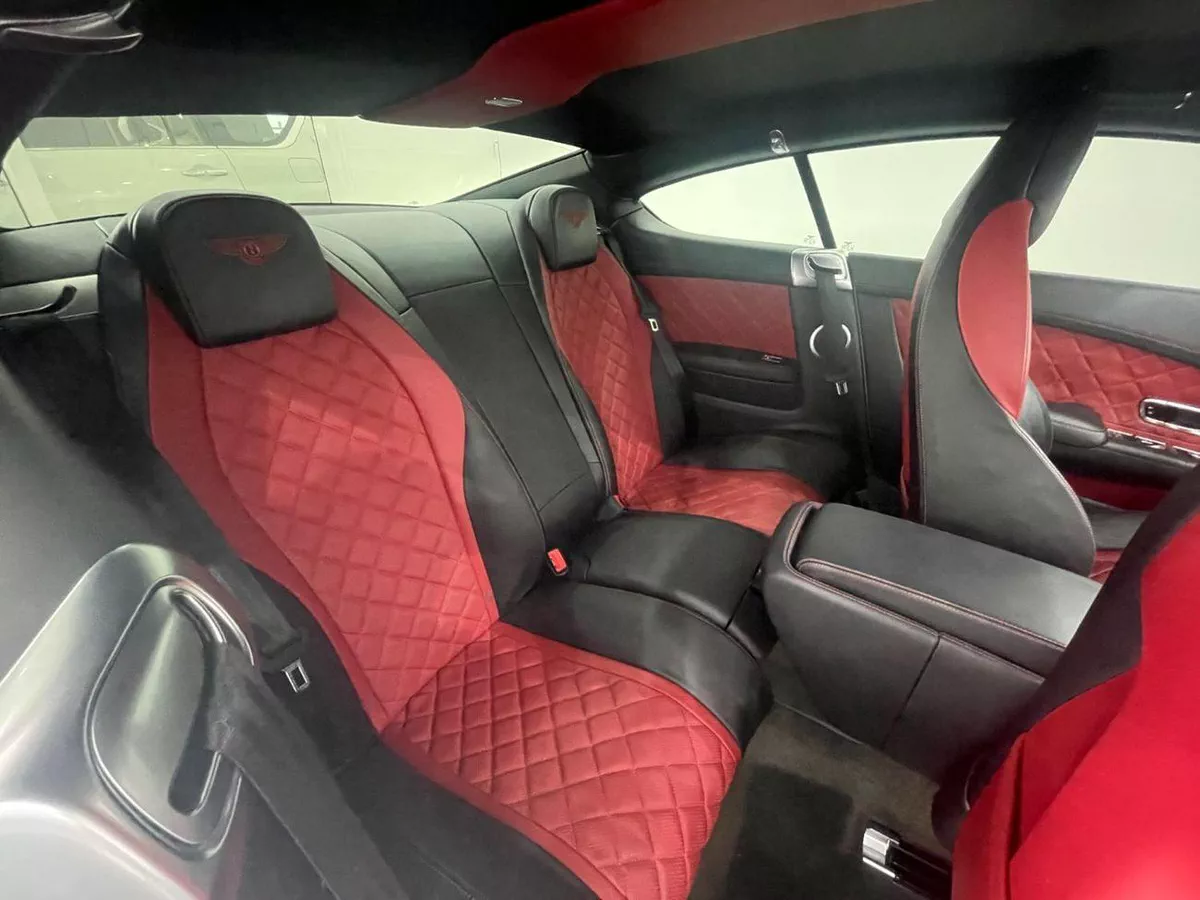 Bentley Continental GT  4.0L-8CYL-Continental GT,2dr Coupe Full Option Excellent Condition GCC Specs-12-0