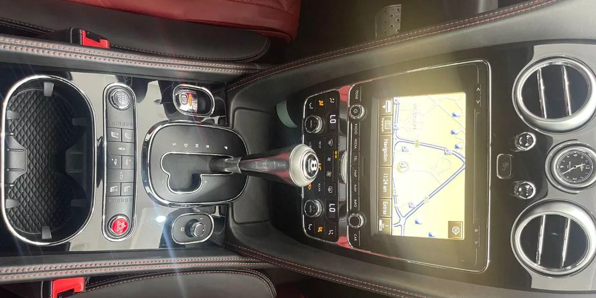 Bentley Continental GT  4.0L-8CYL-Continental GT,2dr Coupe Full Option Excellent Condition GCC Specs-16-0