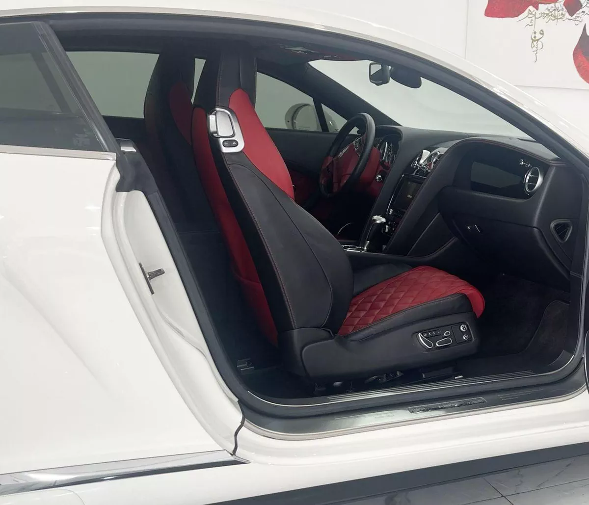 Bentley Continental GT  4.0L-8CYL-Continental GT,2dr Coupe Full Option Excellent Condition GCC Specs-5-0