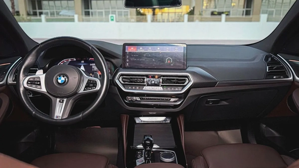 2023 BMW X4 - xDrive - M-Package | 20,000 kms