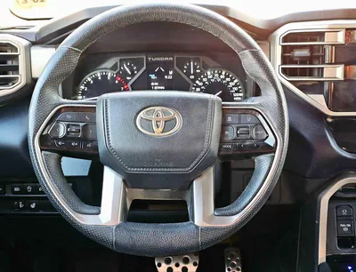 Toyota Tundra STANDARD CREWMAX TRD SR5/ 4WD/ VERY LOW MILEAGE/ ORG AIRBAG/ LOT#9666-12