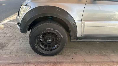 Mitsubishi Pajero Platinum Fully modified for Off road 2015 GCC specs-12