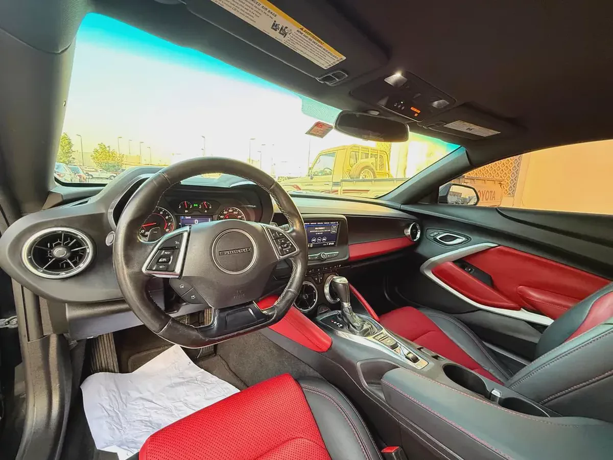 شيڤورليه كمارو RS V6 3.6L موديل 2020 وارد بحاله نضيفه جدا-11-11