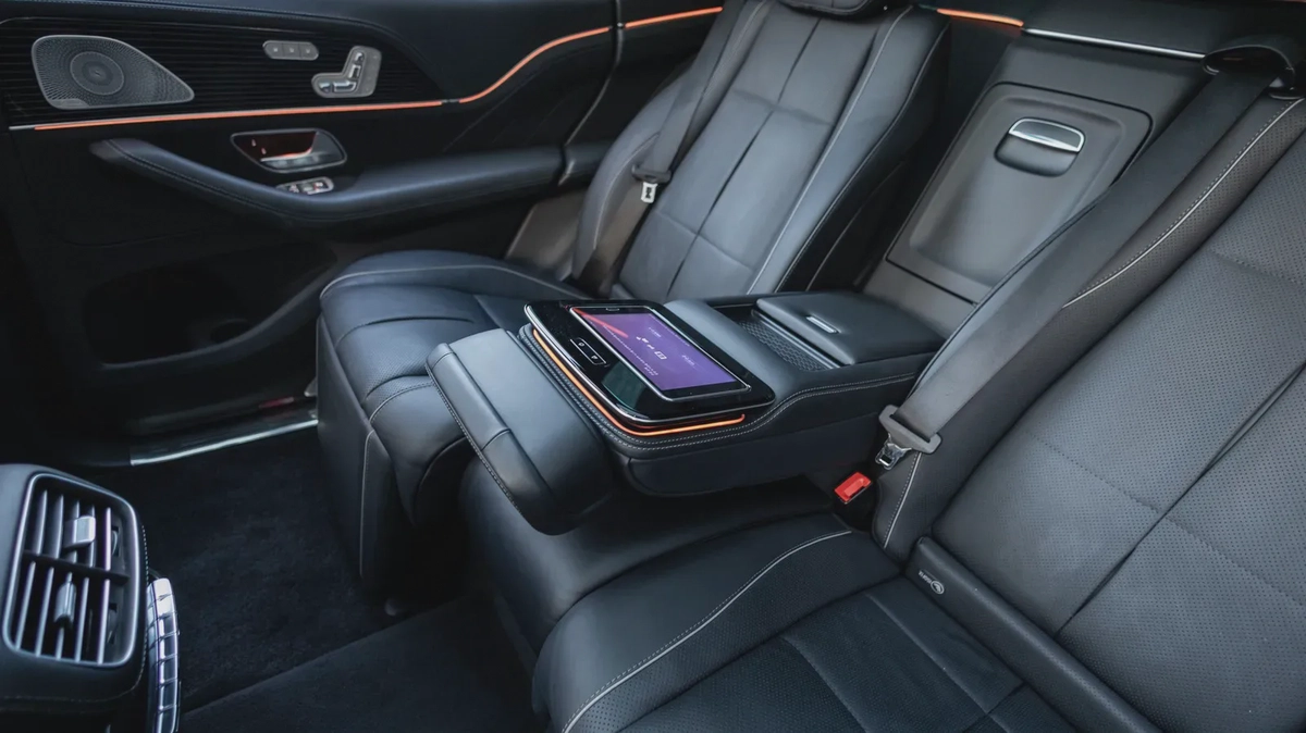 Mercedes-Benz Maybach GLS 600 2022-20-20
