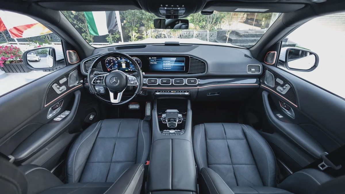 Mercedes-Benz Maybach GLS 600 2022-8-8