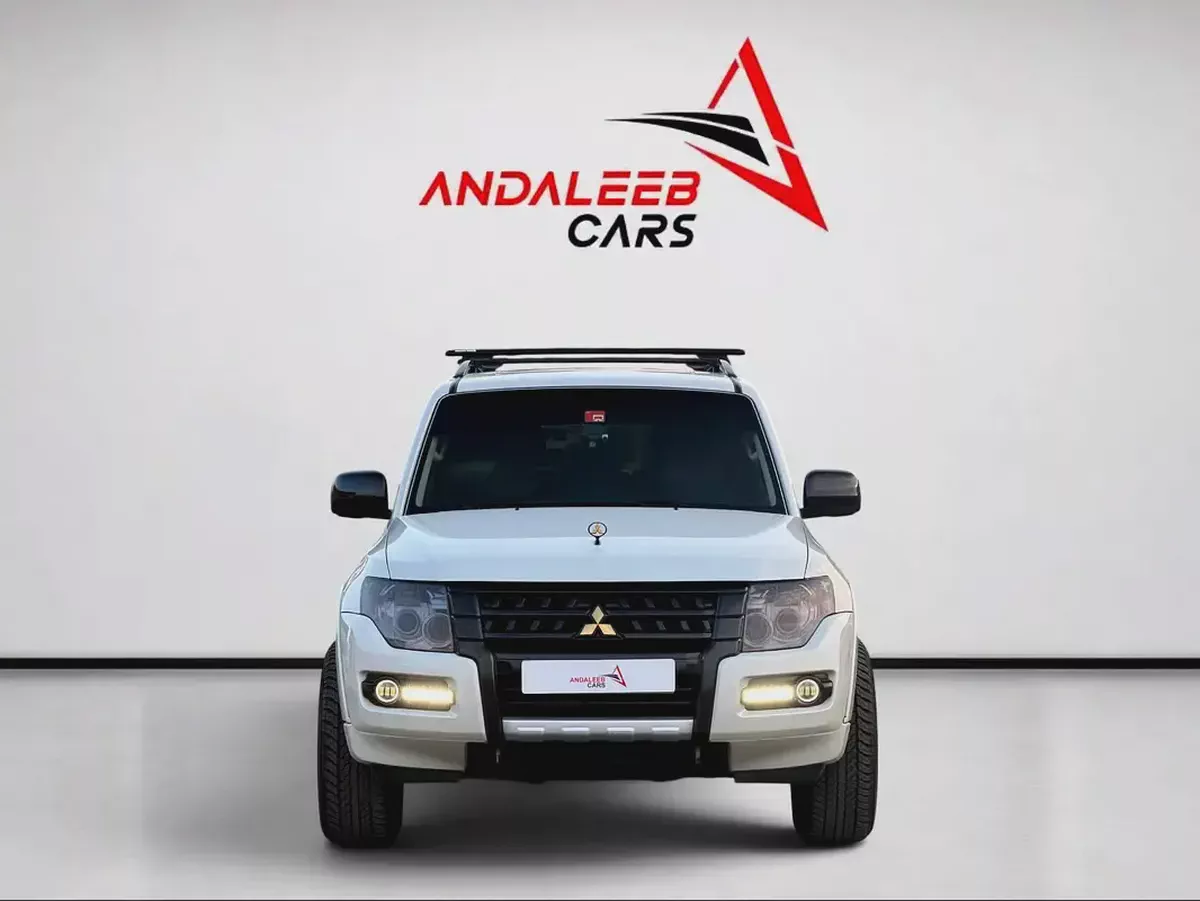 7-SEATER | MITSUBISHI PAJERO GLS | 3.8L V6 4WD | 2019 | GCC SPECS-1-1