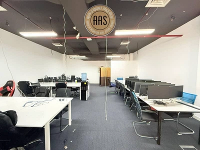 SPECIOUS OFFICE FOR RENT|INLUSIVE ALL UTILITIES BILL|NEARBY BUS STOP|IN DIP-1-6