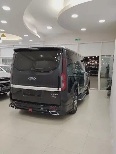 Ford Tourneo 2025 - Brand New - Chinese Specs - Spacious 7-Seater MPV-3