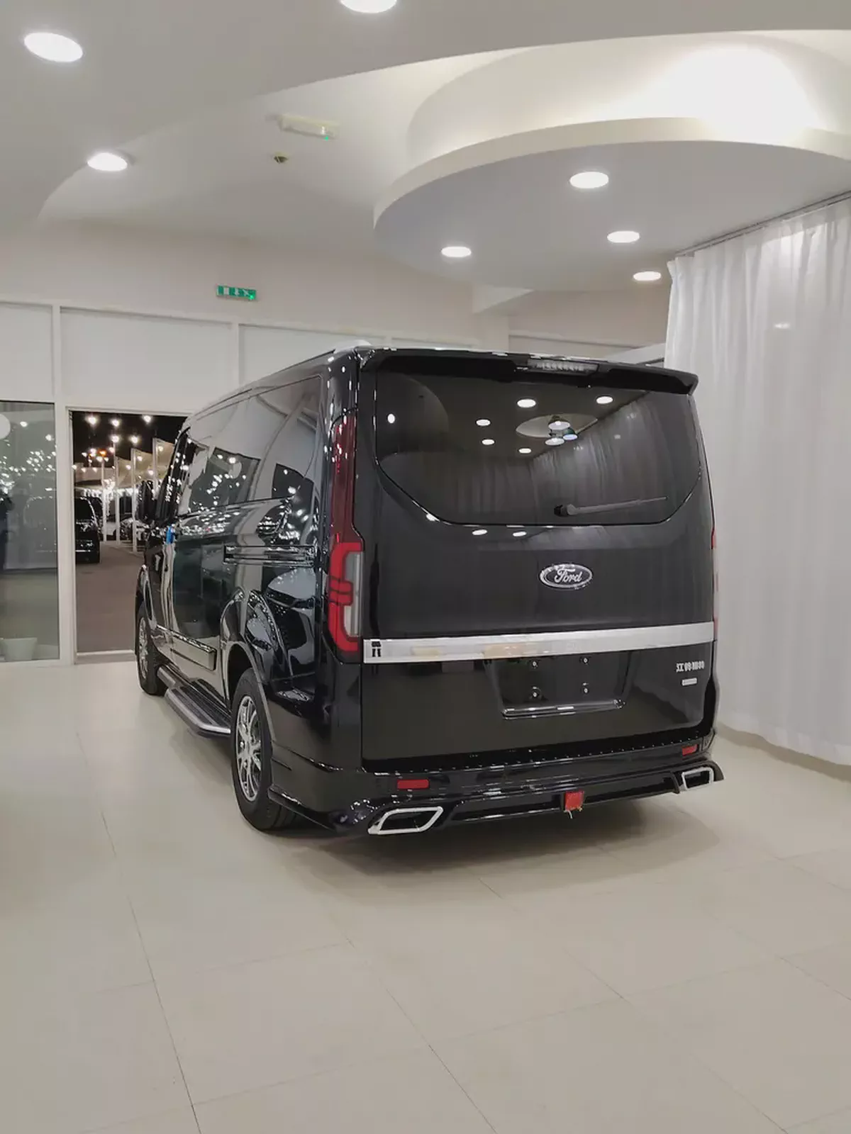 Ford Tourneo 2025 - Brand New - Chinese Specs - Spacious 7-Seater MPV-5-5