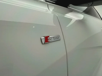 2022 Audi Q8 S line | GCC Specs | | AWD | Luxury SUV-5