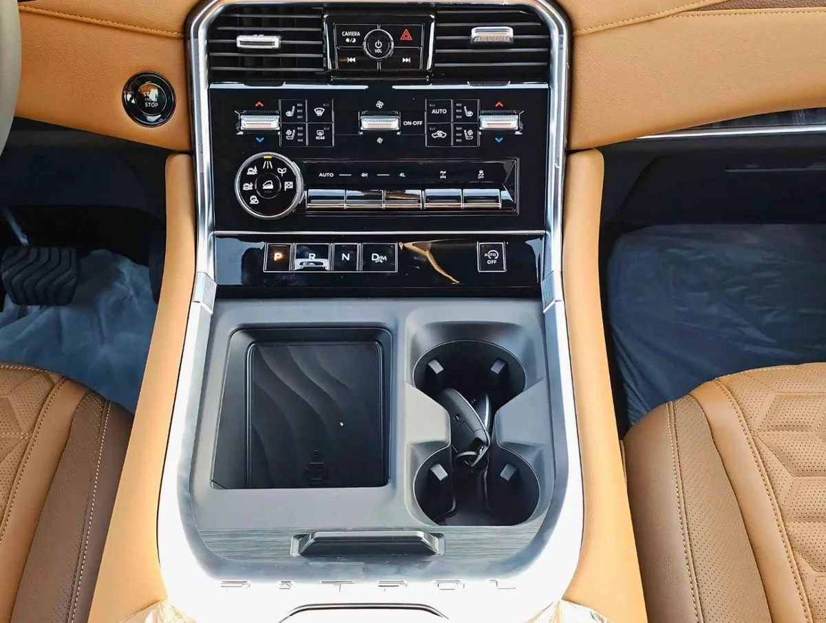 Nissan Patrol SE PLATINUM NISSAN PATROL SE PLATINUM || FULL OPTION | PETROL AT 3.8L V6 4WD (CODE # NPSEP) PLATINUM WHITE 2026-20-0