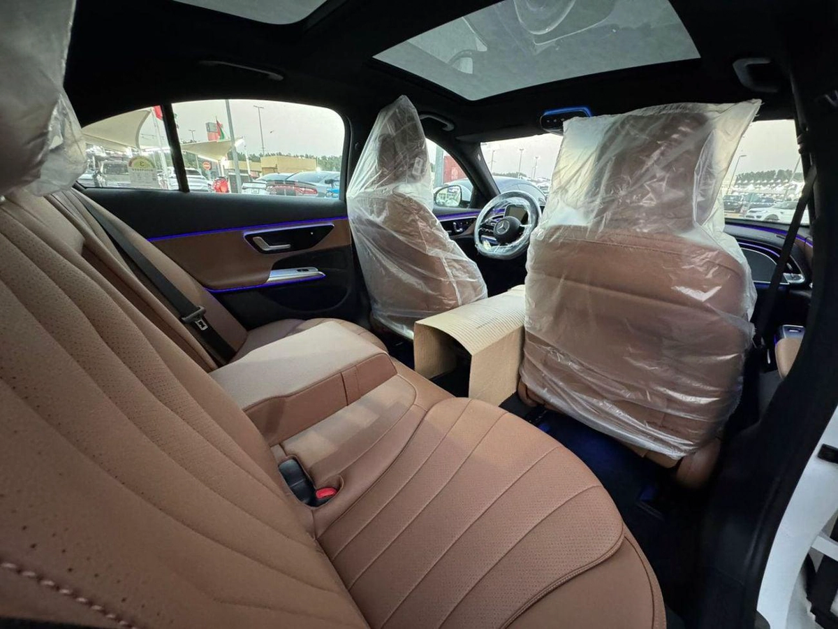 Mercedes Benz E200-9-0