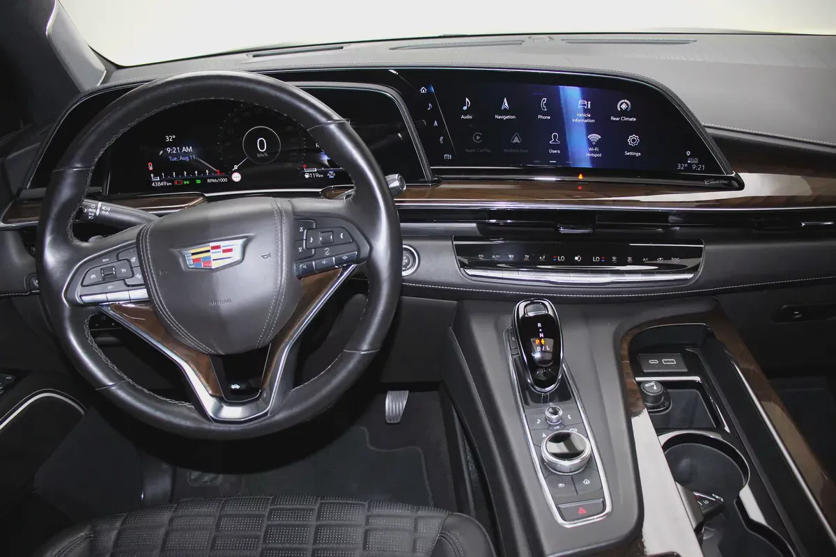 Escalade ESV 6.2L Sport Platinum-6-6