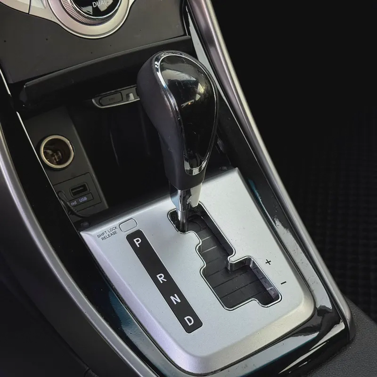 2012 Hyundai Avante GDI - Korean Specs-13-13